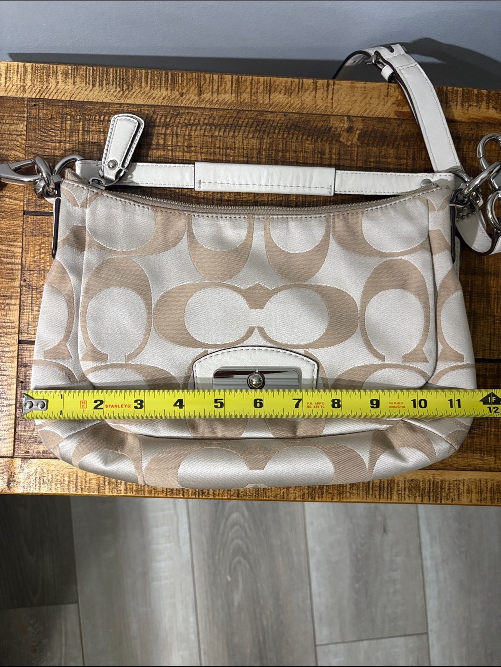 Coach Cream Signature Canvas Shoulder Bag with Removable Strap - Picture 11 of 13